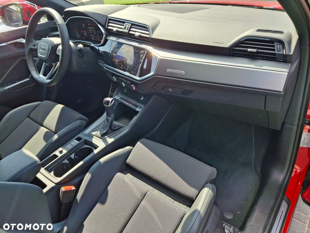 Audi Q3 Sportback - 18