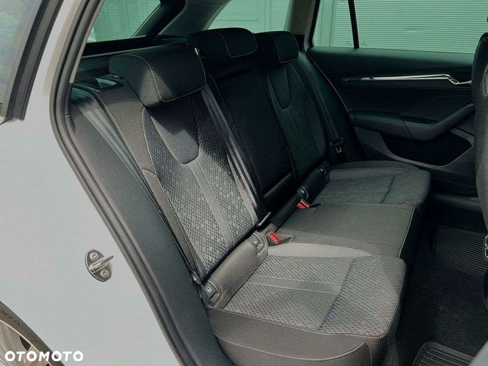 Skoda Octavia 1.5 TSI ACT Style - 19