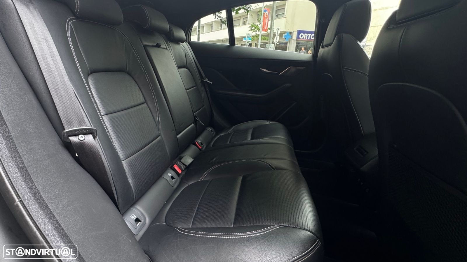 Jaguar I-Pace EV400 AWD S - 16