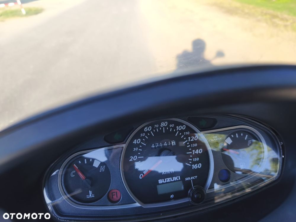 Suzuki Burgman - 5