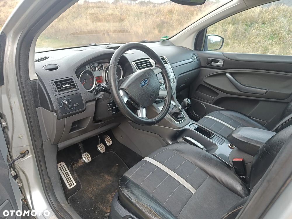 Ford Kuga 2.0 TDCi 4x4 Titanium - 11