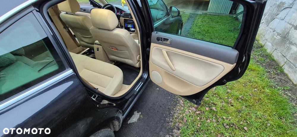 Volkswagen Passat 2.0 Comfortline - 20