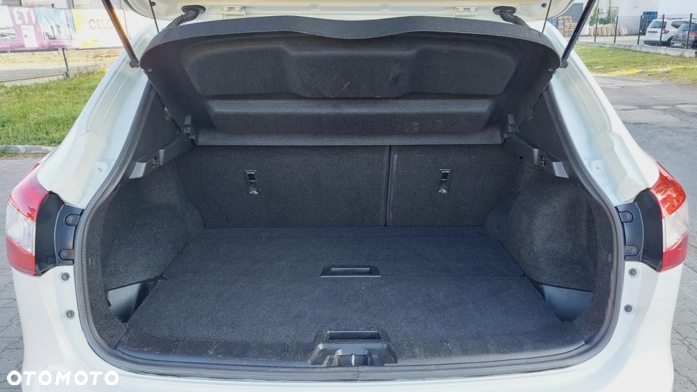 Nissan Qashqai 1.6 DCi Xtronic TEKNA - 18