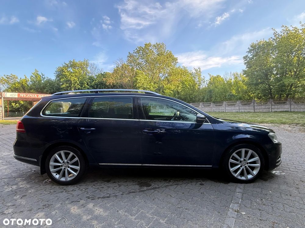 Volkswagen Passat 2.0 TDI Comfortline DSG - 2