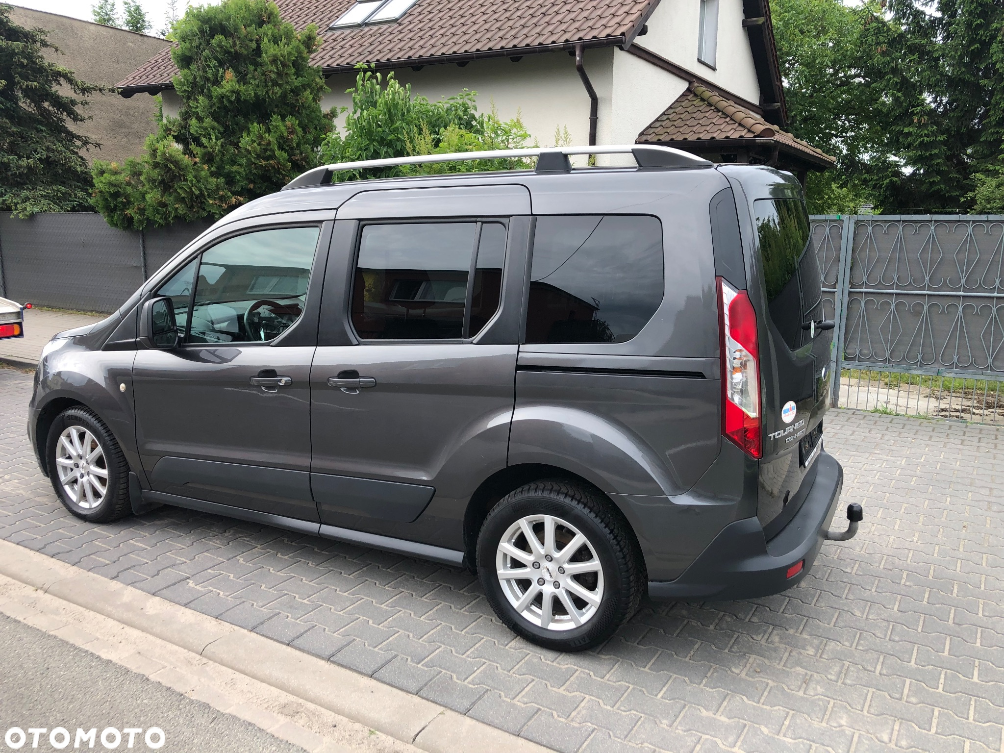 Ford Tourneo Connect - 15