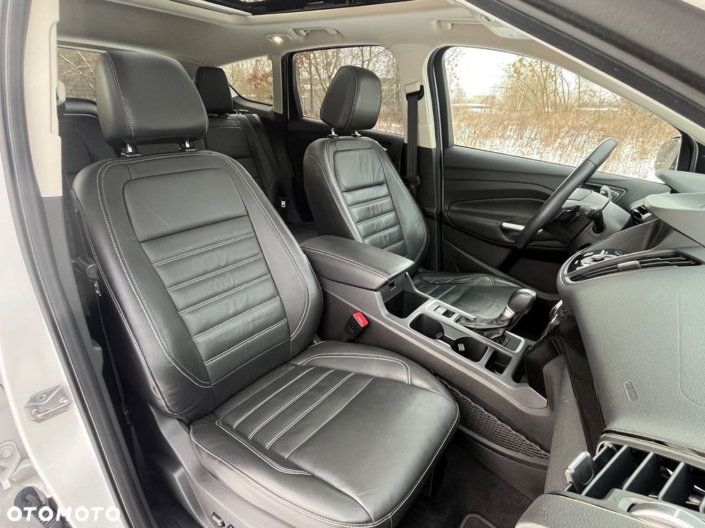 Ford Kuga 1.5 EcoBoost 4WD Titanium - 22