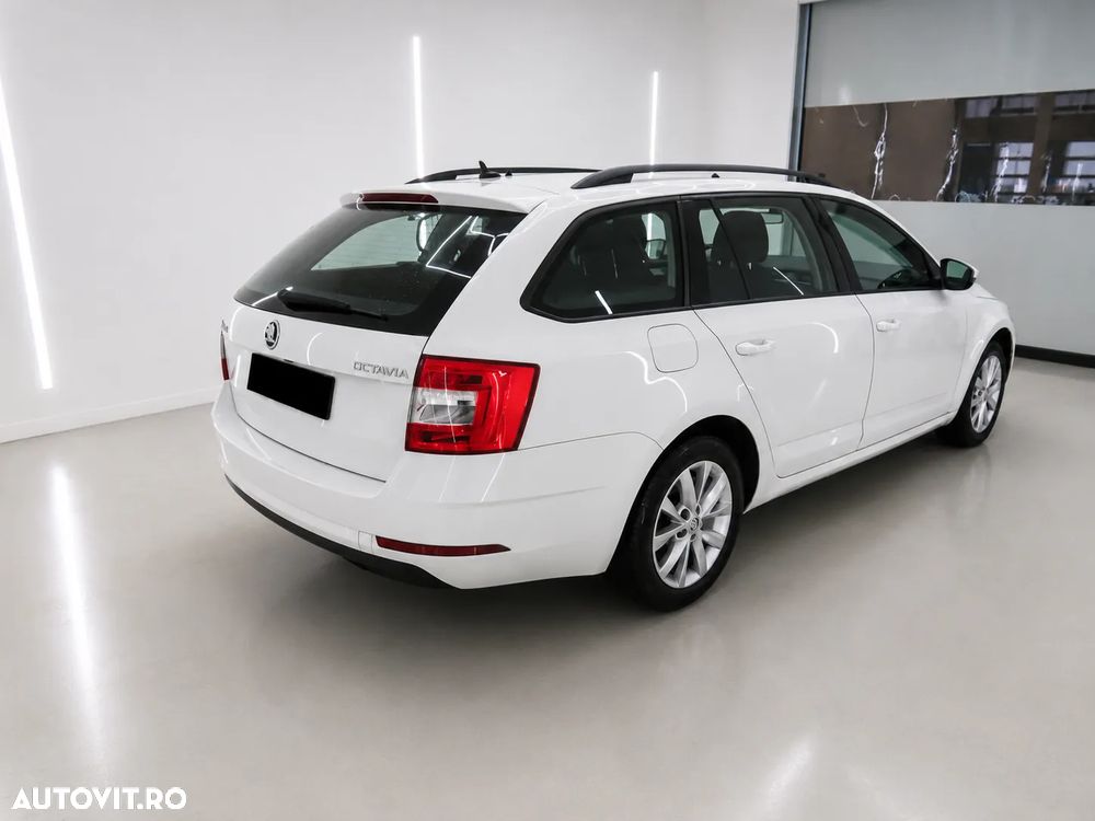 Skoda Octavia - 2