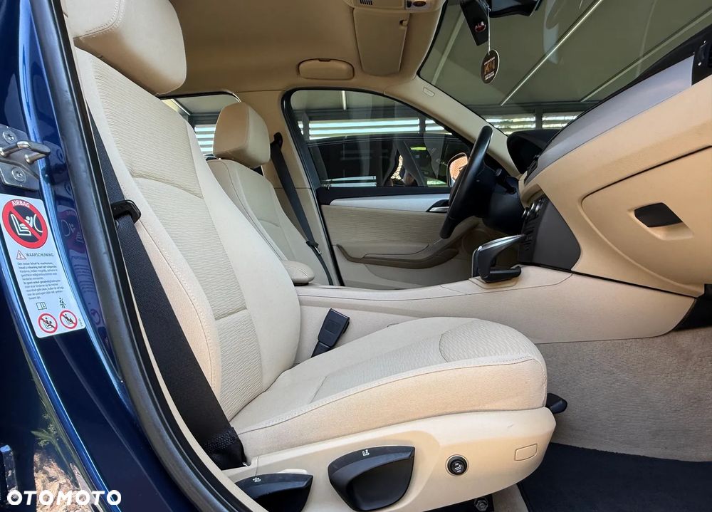 BMW X1 - 11
