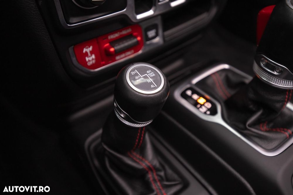 Jeep Wrangler 2.0 Turbo AT8 Rubicon - 33