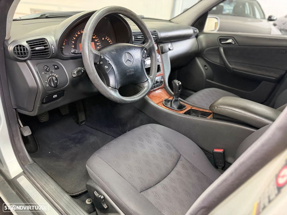 Mercedes-Benz C 220 CDi Avantgarde - 16