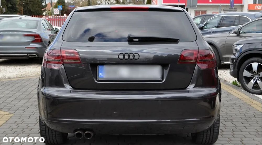 Audi A3 Sportback - 8