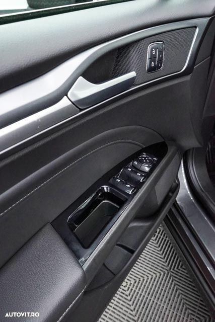 Ford Mondeo 2.0 TDCi Powershift AWD Titanium - 15