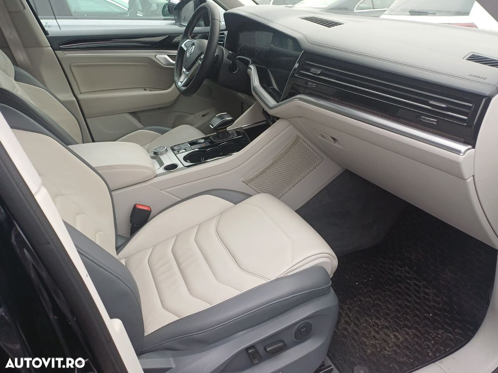 Volkswagen Touareg V6 TDI Atmosphere - 3
