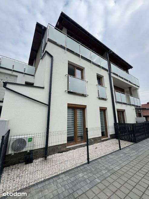 2 m. post, garderoba, balkon 10m2, fotowoltaika