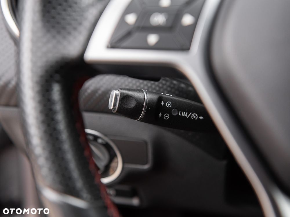 Mercedes-Benz Klasa A 250 4Matic 7G-DCT AMG Line - 19