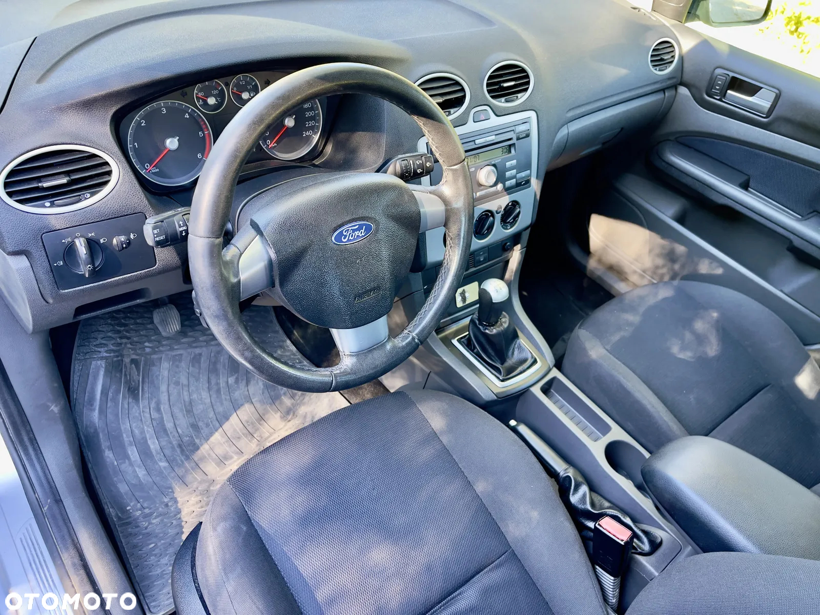 Ford Focus - 10