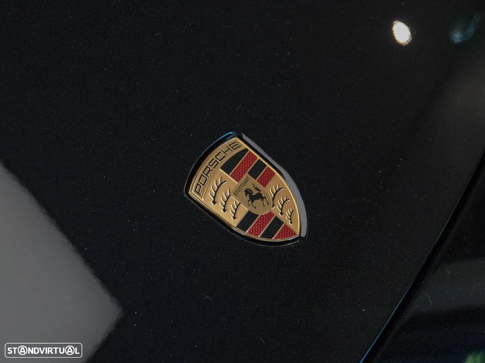 Porsche 911 (992) Carrera 4 GTS - 14