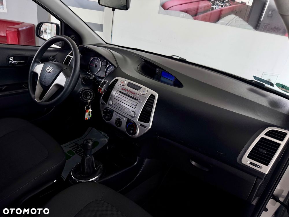 Hyundai i20 ver-1-2-classic-plus - 33