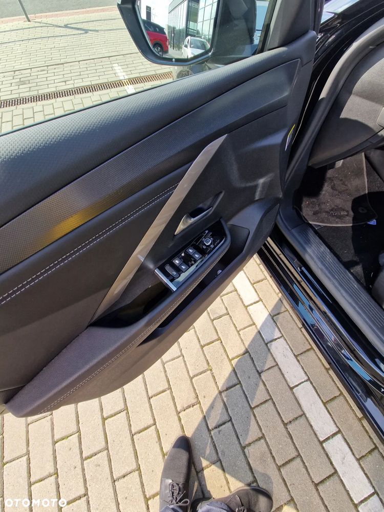 Opel Astra VI 1.2 T mHEV Ultimate S&S eDTC - 15