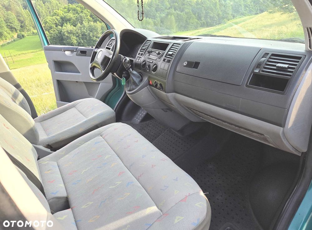 Volkswagen Transporter - 5
