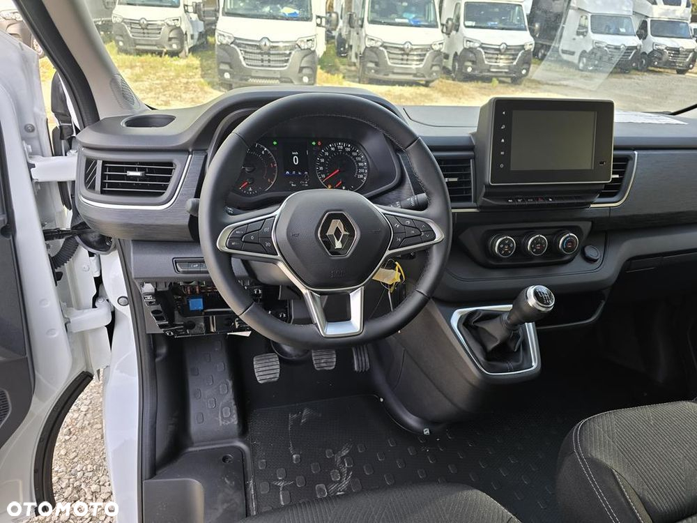 Renault Trafic - 18