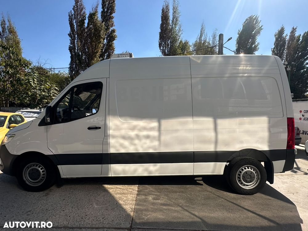Mercedes-Benz Sprinter - 10