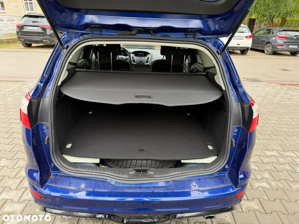 Ford Focus - 33