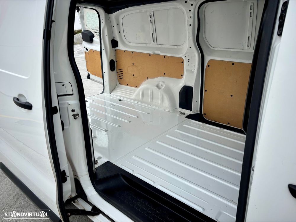 Citroën Jumpy 2.0 HDI Versão Longa - 19