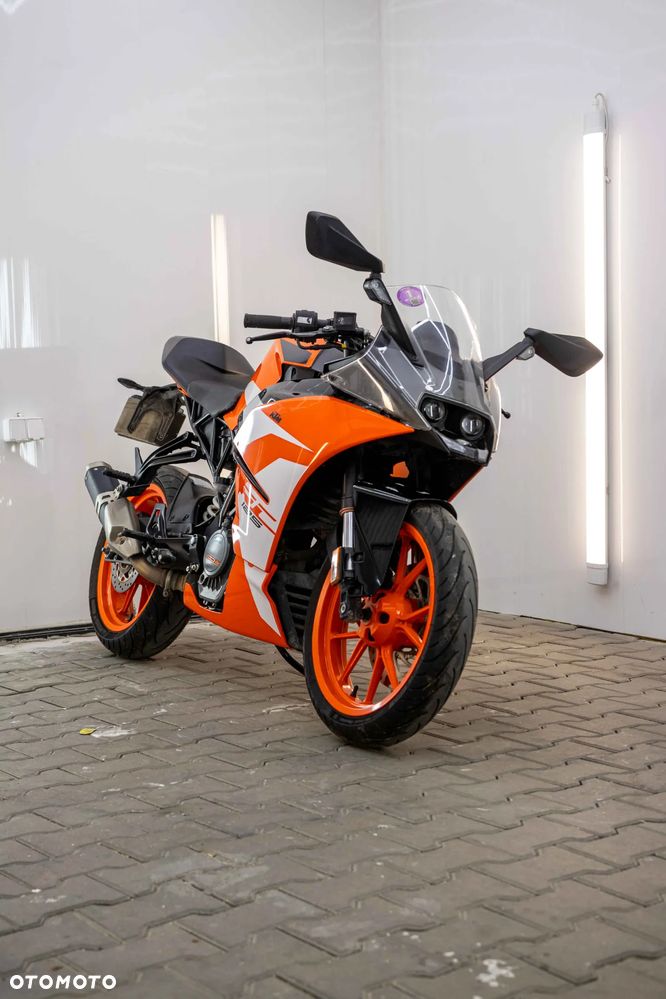 KTM RC 125 - 3