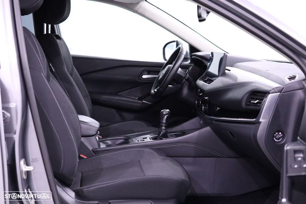 Nissan Qashqai 1.3 DIG-T N-Connecta - 24