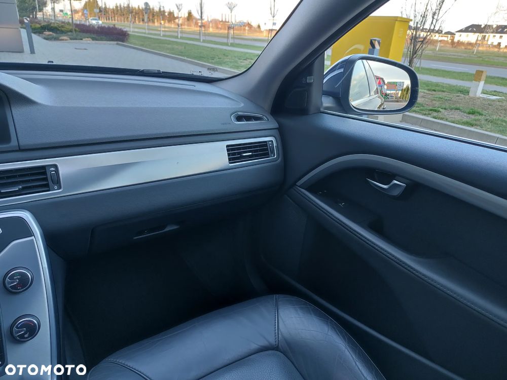Volvo V70 D5 Geartronic Edition - 21