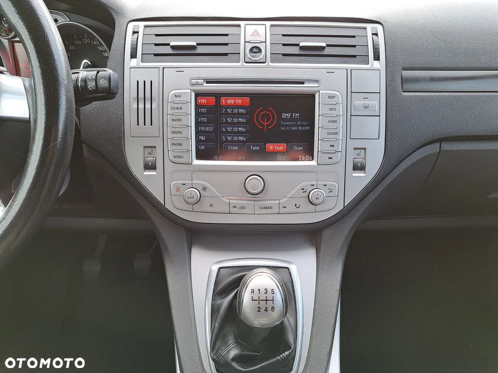 Ford Kuga - 21