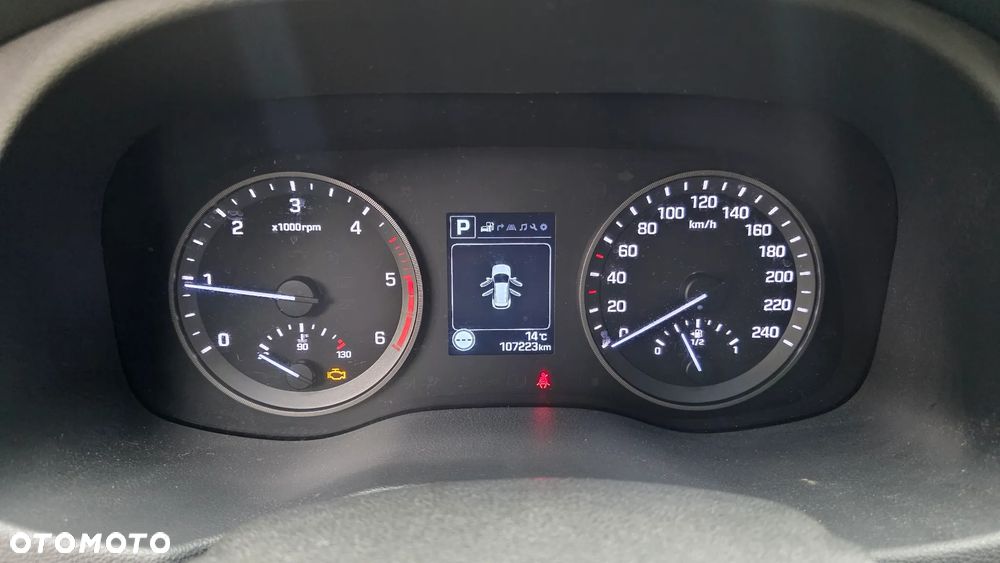 Hyundai Tucson blue 1.7 CRDi 2WD DCT Advantage - 31