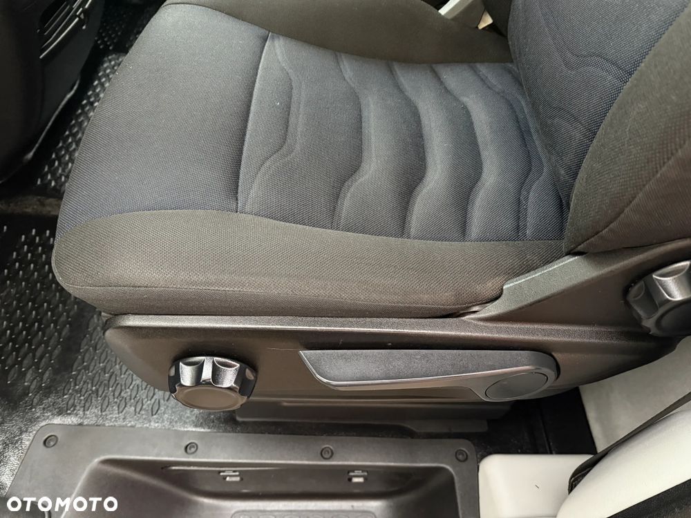 Iveco Daily Izoterma Winda - 19