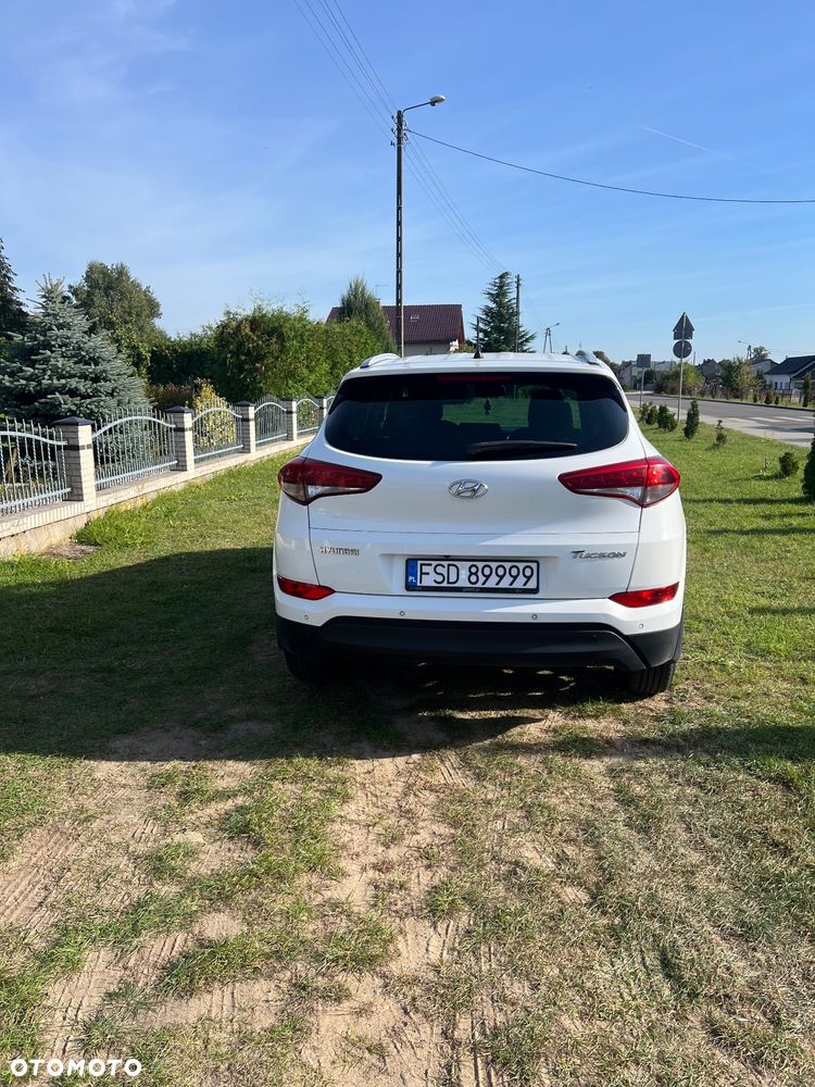Hyundai Tucson - 4