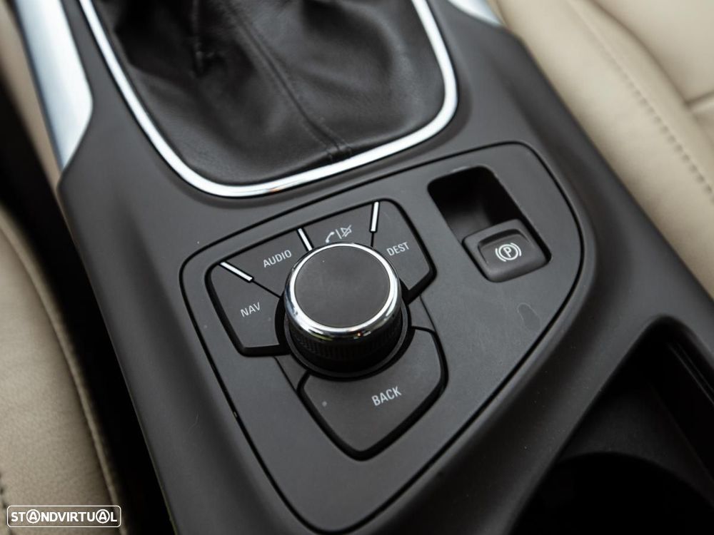 Opel Insignia - 18
