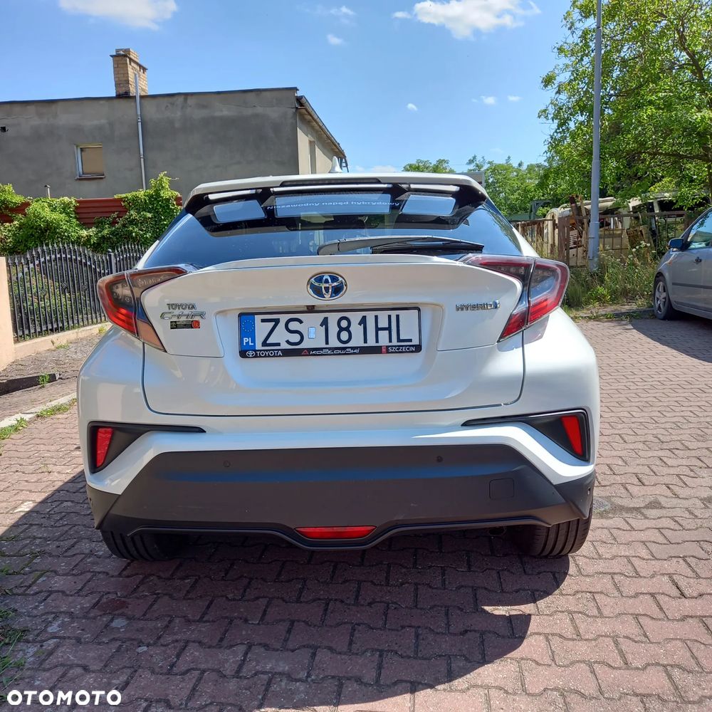Toyota C-HR 1.8 Hybrid Prestige - 2