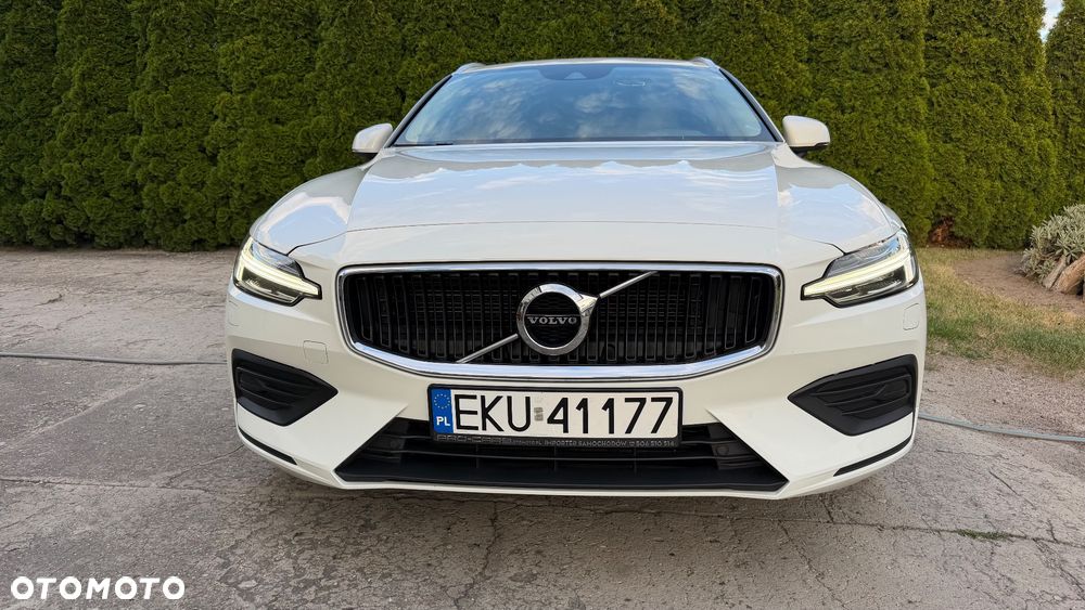 Volvo V60 D4 AWD Momentum Pro - 3