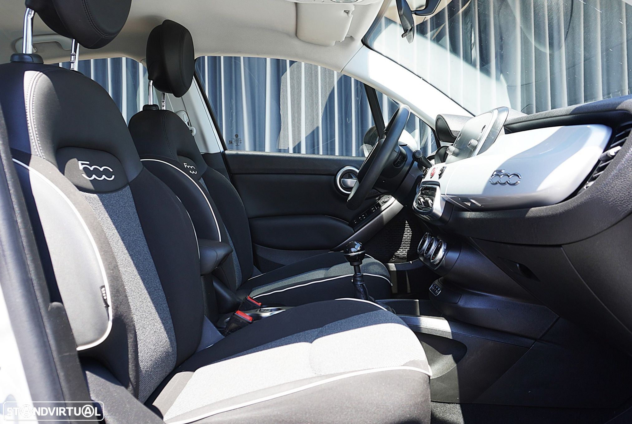 Fiat 500X 1.3 MJ Lounge S&S - 24