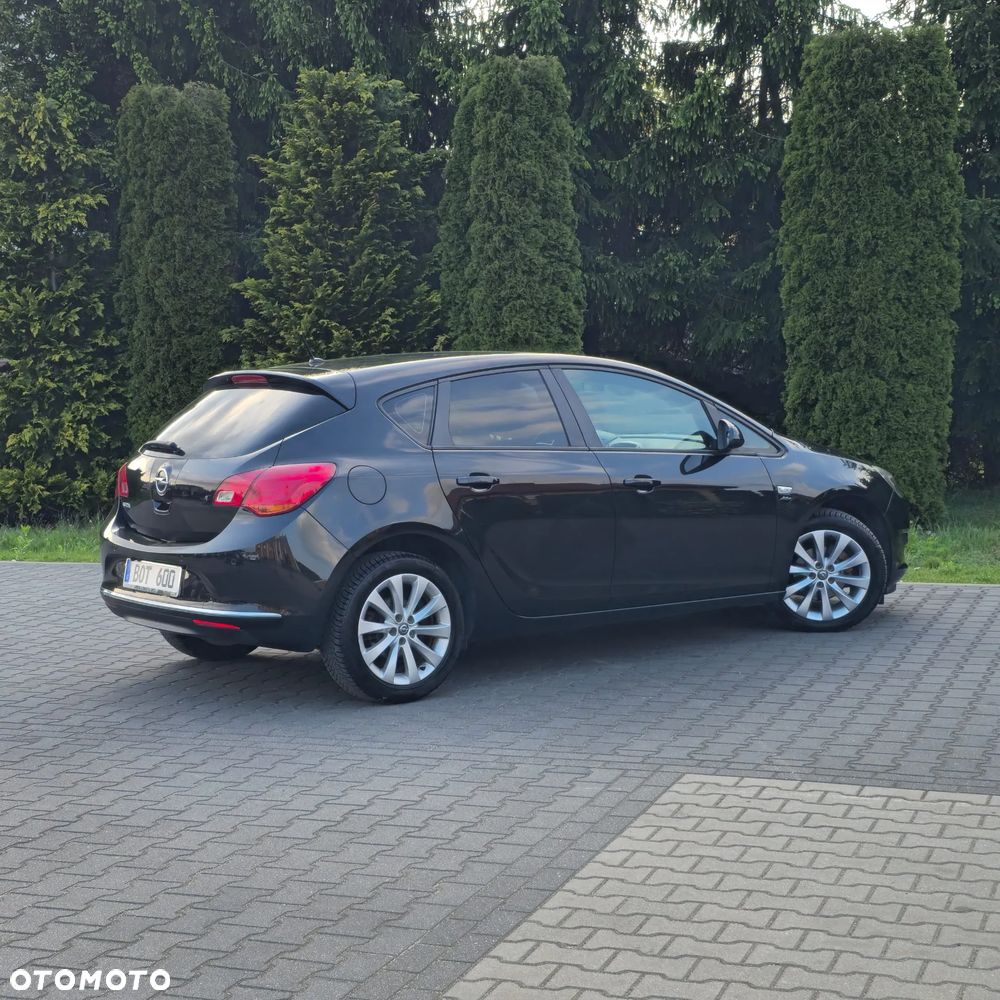 Opel Astra 1.4 Turbo - 17