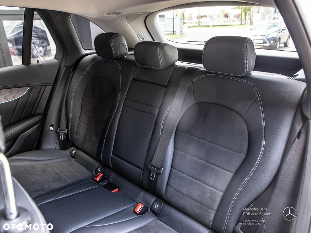 Mercedes-Benz GLC - 31