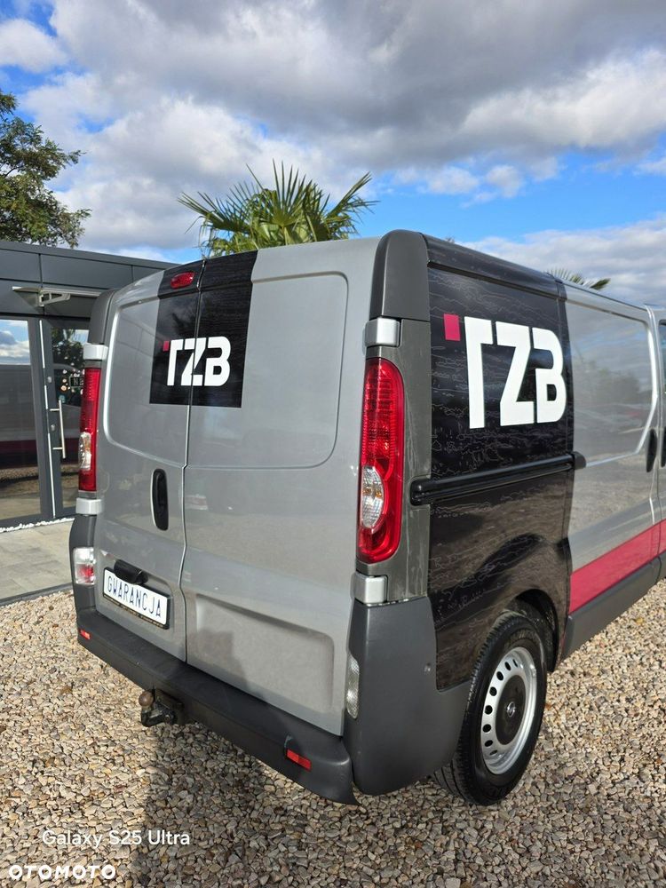 Opel Vivaro - 14