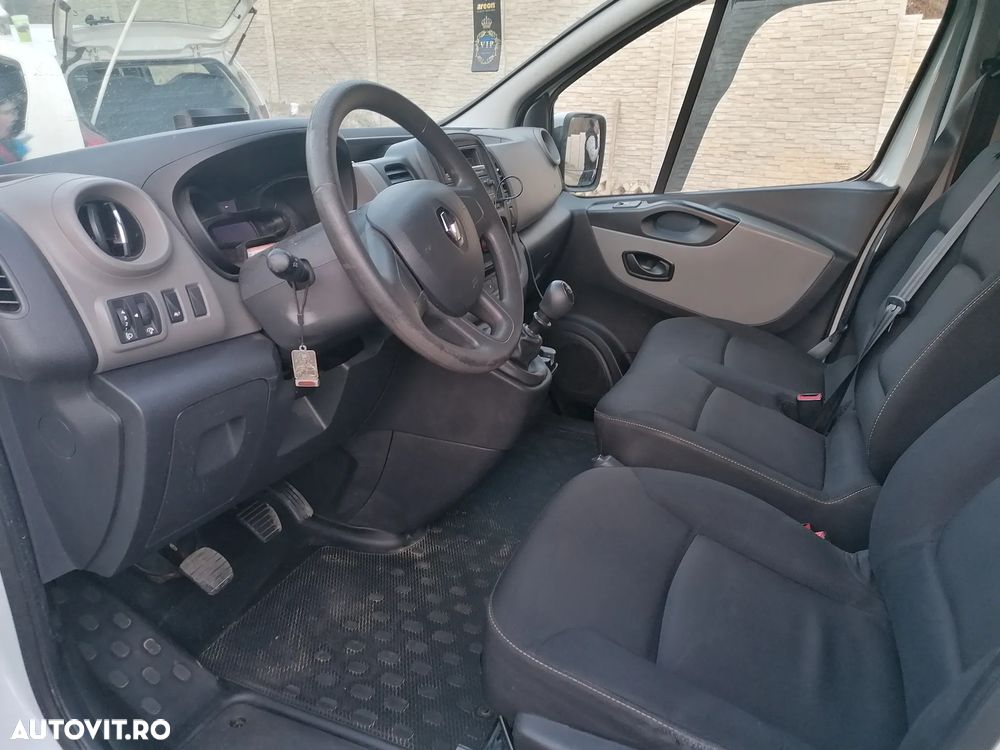 RENAULT Trafic 2020 — imagine 4