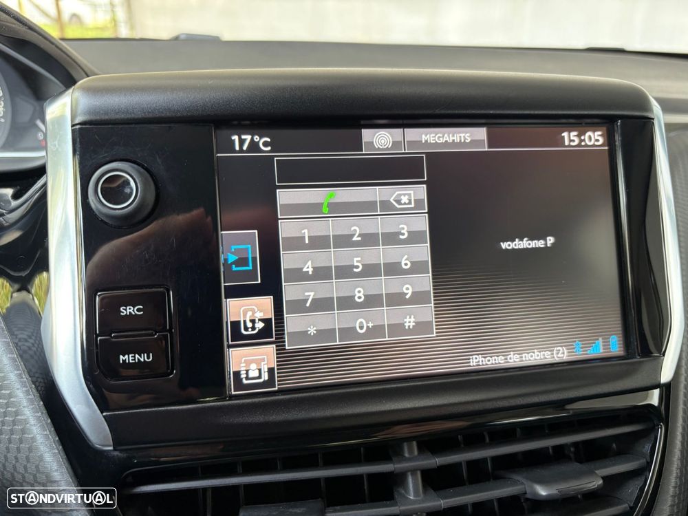 Peugeot 2008 1.2 PureTech Style - 22