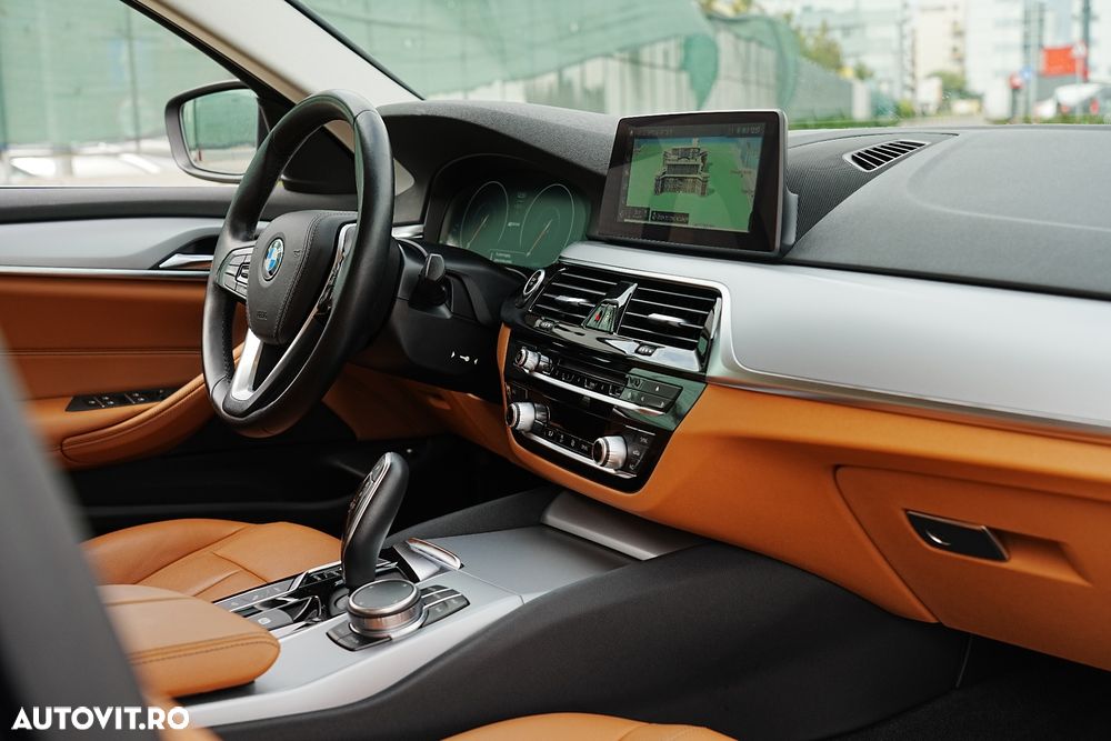 BMW Seria 5 530e xDrive AT PHEV - 28