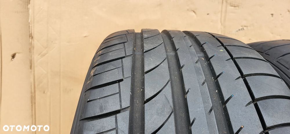 DUNLOP SP QUARTTOMAXX R01 255.35.20 97Y - 2