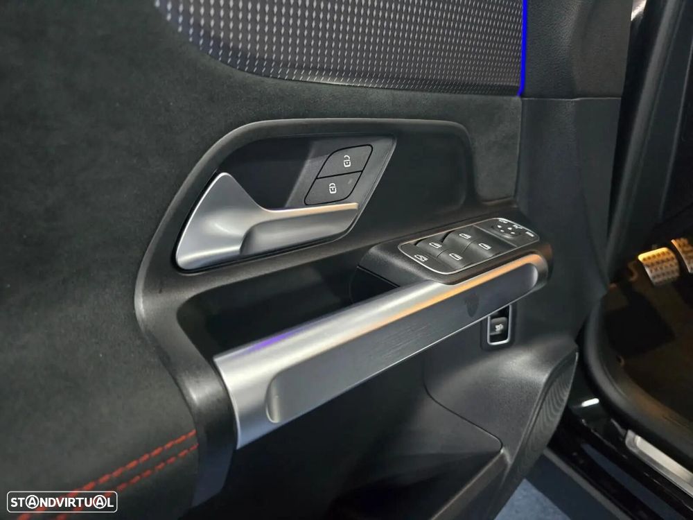 Mercedes-Benz EQB 250 AMG Line - 12