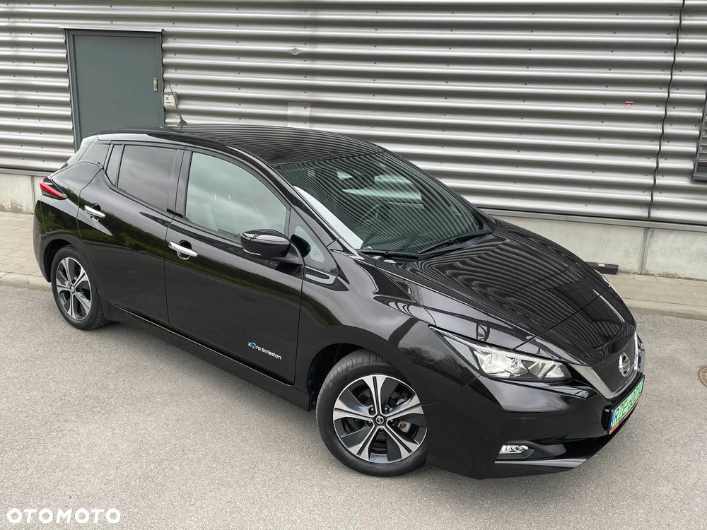 Nissan Leaf 40 kWh TEKNA - 2