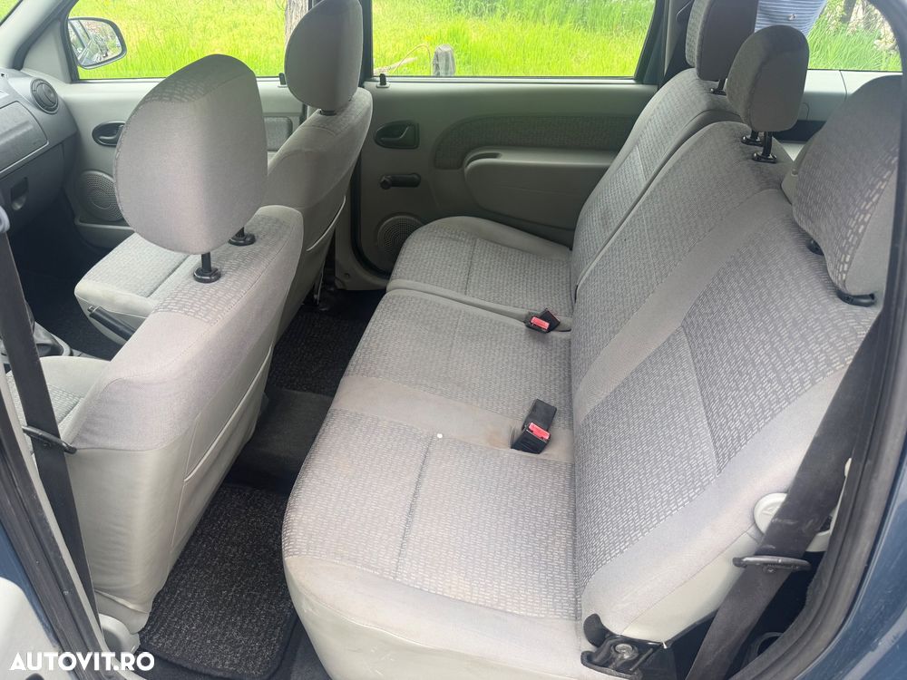 Dacia Logan 1.6 16V Laureate - 13