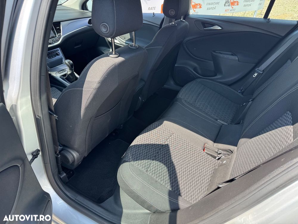 Opel Astra 1.6 CDTI ECOTEC Start/Stop Cosmo - 10